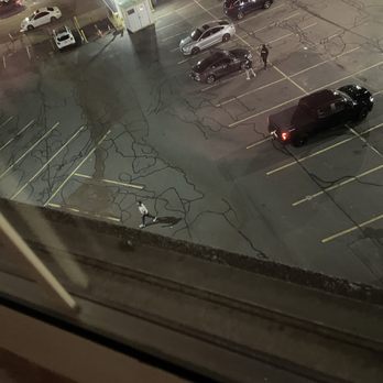 DoubleTree by Hilton Hotel Boston - Downtown - Loud loud blaring music at 2 am when Royale club down the street let out 2 nights in a row - Hotels Near Me - Boston, Massachusetts