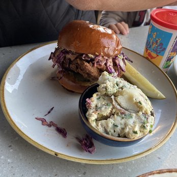 Gus's BBQ - Not bad - Barbeque Near Me - Porter Ranch, California