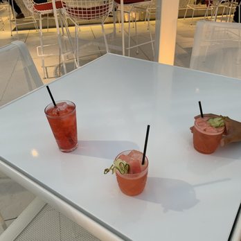 The Pool Bar - Jet Fuel - Airport Lounges Near Me - Jamaica, New York