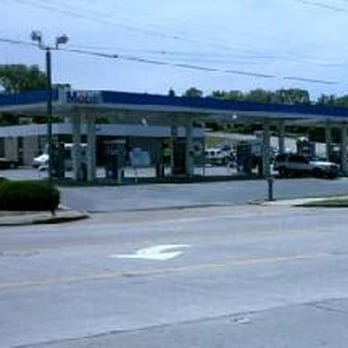 Mobil - They have gas - Gas Stations Near Me - Maryland Heights, Missouri