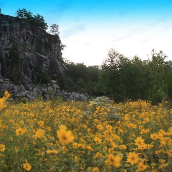 Rocky Face Mountain Recreational Area - Hiking Near Me - Hiddenite, North Carolina