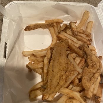 O'Charley's Restaurant & Bar - $15 Catfish Dinner - American Near Me - Alcoa, Tennessee O'Charley's Restaurant & Bar - $15 Catfish Dinner - American Near Me - Alcoa, Tennessee