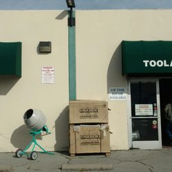 Tooland Inc - Entrance to tooland
