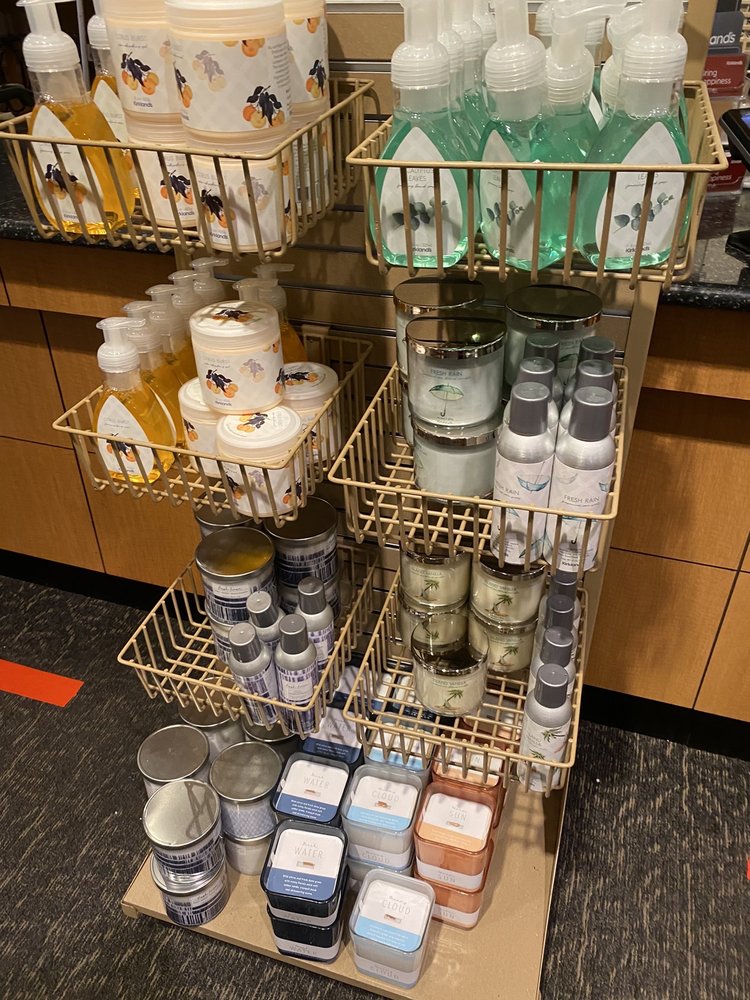 KIRKLAND’S Updated May 2024 11 Photos 1449 Town Center Dr