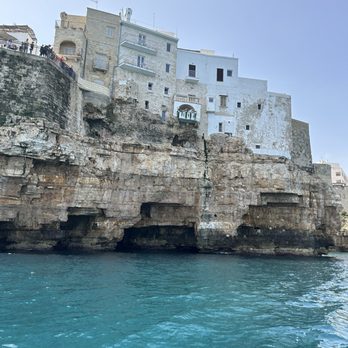 Dorino Gite in Barca - Travel Services Near Me - Polignano a Mare, BA
