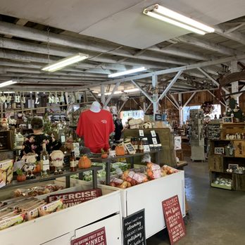 Snow-Line Orchard - Smells delicious in here! - Fruits & Veggies Near Me - Oak Glen, California Snow-Line Orchard - Smells delicious in here! - Fruits & Veggies Near Me - Oak Glen, California