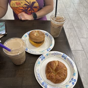 Cafe de Blaire - Coffee & Tea Near Me - St. Louis, Missouri