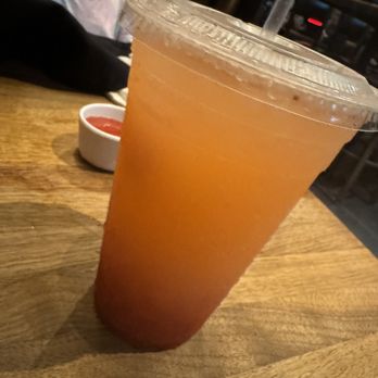 Cheddar's Scratch Kitchen - Strawberry lemonade - Comfort Food Near Me - Port St. Lucie, Florida