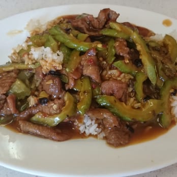 Jia Jia Lok Chinese Restaurant - Bitten melon with beef over white rice - Chinese Near Me - Waterloo, Ontario Jia Jia Lok Chinese Restaurant - Bitten melon with beef over white rice - Chinese Near Me - Waterloo, Ontario