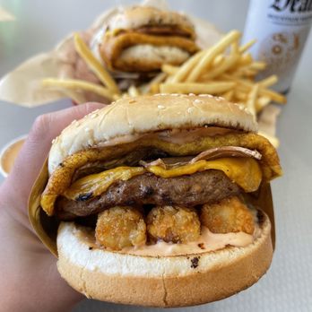 Nice Burger - Breakfast BURGER (bacon, egg, cheese, and crispy tator tots. Instead of ketchup I got 1000 island) - Burgers Near Me - Santa Ana, California