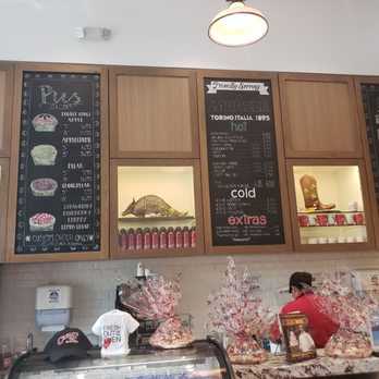 Carlo's Bakery - Bakeries Near Me - San Antonio, Texas