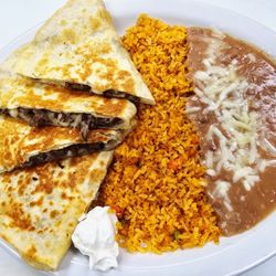 Cocina Mexico Lindo - Aloha - Quesadilla Combinationn Plate with your choice of  protein