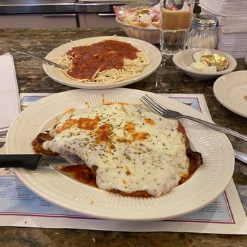 Greenvale Townhouse Restaurant - Eggplant Parm and Spaghetti - Diners Near Me - Greenvale, New York Greenvale Townhouse Restaurant - Eggplant Parm and Spaghetti - Diners Near Me - Greenvale, New York