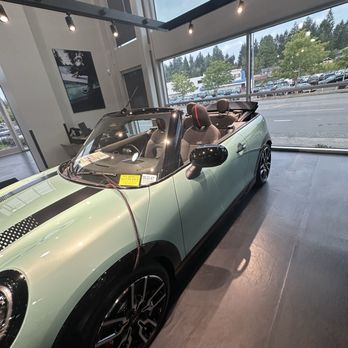 Seattle MINI - Dream convertible mini. - Car Dealers Near Me - Seattle, Washington