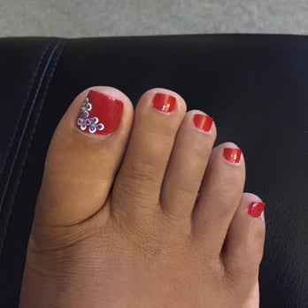 Marvelous Nails - Pedi done by Son. Flower design by Lina. This pedi is two weeks old and still looks fabulous! - Nail Salons Near Me - Pleasanton, California