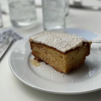 Jake's - Honey bun cinnamon coffee cake - New American Near Me - Palm Springs, California
