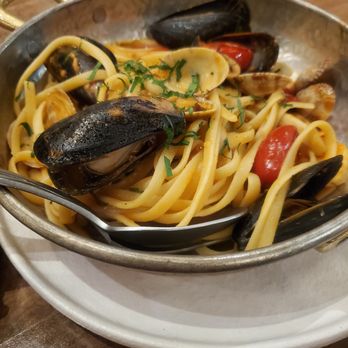 Costa Sorrento - Pizza Near Me - Markham, Ontario