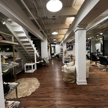 Reverie Salon - Hair Salons Near Me - Chicago, Illinois Reverie Salon - Hair Salons Near Me - Chicago, Illinois