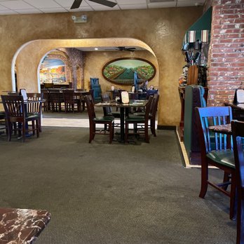 Anzios Italian Restaurant - Dining area - Italian Near Me - Phoenix, Arizona