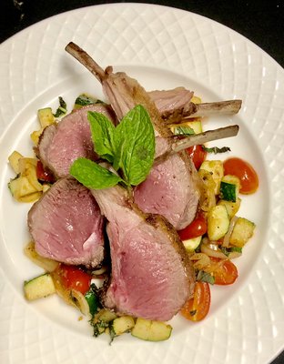 Le Bistro by null