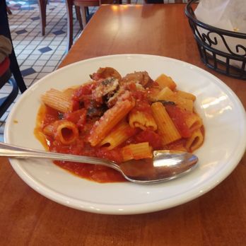 Tapas Barcelona - Hot tapas a pasta base one - Spanish Near Me - Evanston, Illinois
