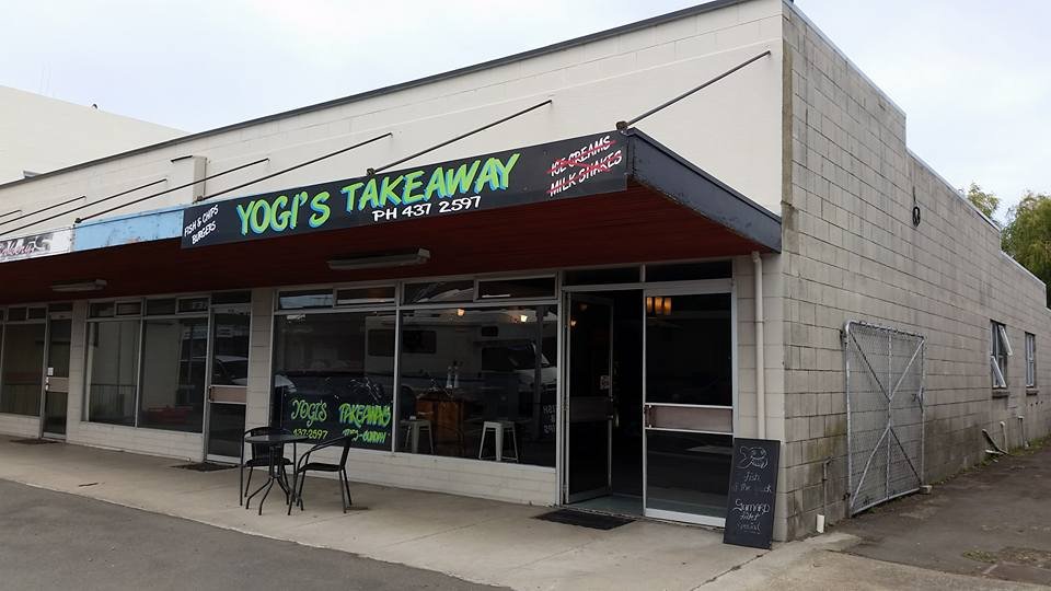 YOGIS TAKEAWAY Fish & Chips 419 Thames Hyw, Oamaru, Otago, New