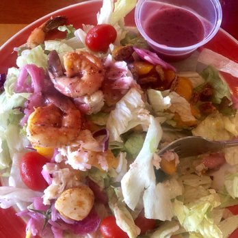 Surf Hut - Endless Summer Seafood Salad - Seafood Near Me - Destin, Florida