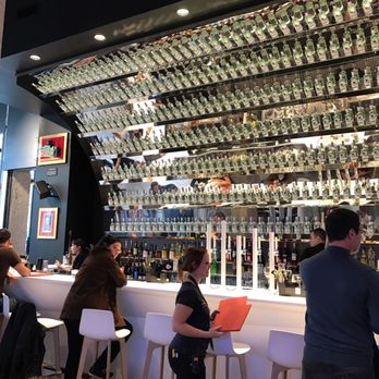 Hard Rock Cafe - Bars Near Me - Lyon, 69 Hard Rock Cafe - Bars Near Me - Lyon, 69