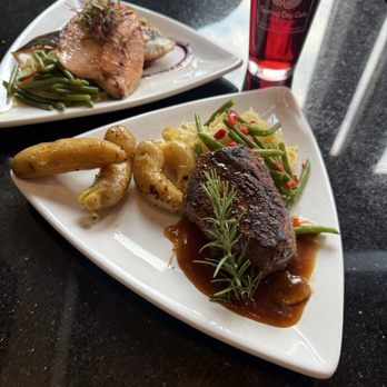 Spotted Dog - Top Sirloin Steak - American Near Me - Springdale, Utah Spotted Dog - Top Sirloin Steak - American Near Me - Springdale, Utah