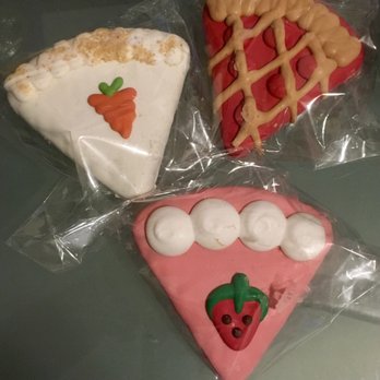 Bubbly Paws - Super cute bakery items, locally made! - Pet Groomers Near Me - Maple Grove, Minnesota Bubbly Paws - Super cute bakery items, locally made! - Pet Groomers Near Me - Maple Grove, Minnesota