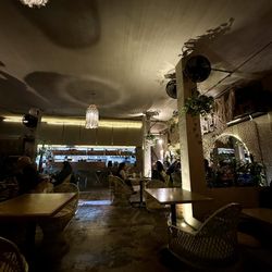 Plantasia Cafe - Inside