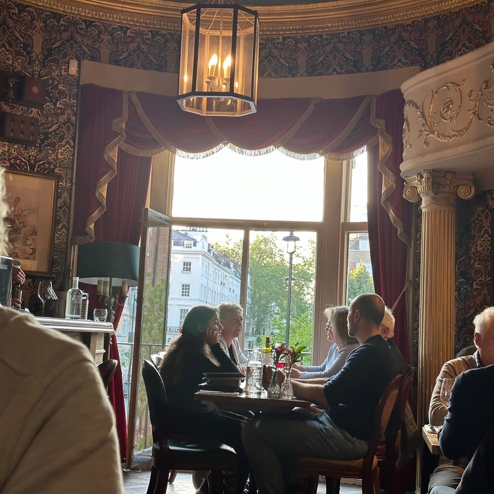 The Victoria - Room with a view - Pubs Near Me - Paddington, XGL The Victoria - Room with a view - Pubs Near Me - Paddington, XGL