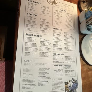 Clyde's at Mark Center - American Near Me - Alexandria, Virginia
