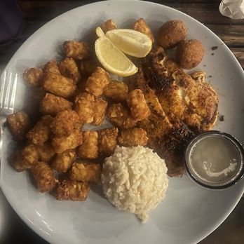 OSO at Bear Point Harbor - Orange Beach - Grouper platter - Seafood Near Me - Orange Beach, Alabama OSO at Bear Point Harbor - Orange Beach - Grouper platter - Seafood Near Me - Orange Beach, Alabama