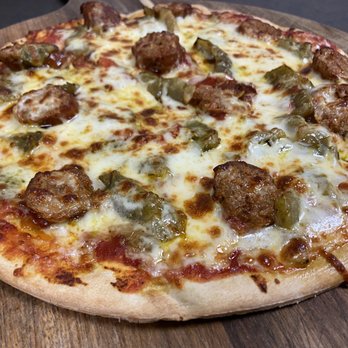 Pizzeria Lucca - Pizza Near Me - Minneapolis, Minnesota