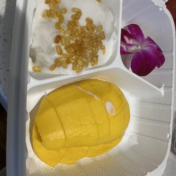 Buddha Ruksa - Mango And Sweet Sticky Rice - Thai Near Me - Seattle, Washington Buddha Ruksa - Mango And Sweet Sticky Rice - Thai Near Me - Seattle, Washington