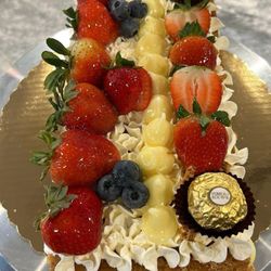 Coco’s Cakes - Barverian cream mil hojas