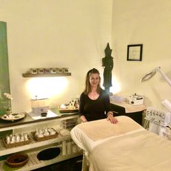 Belle French Skin Care - Ayurvedic treatments by Isabelle
