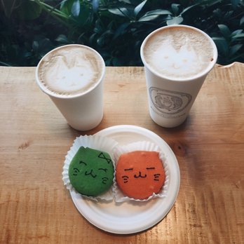 Seattle Meowtropolitan - Meowcas {mochas} and pistachio & raspberry meowcarons! - Themed Cafes Near Me - Seattle, Washington Seattle Meowtropolitan - Meowcas {mochas} and pistachio & raspberry meowcarons! - Themed Cafes Near Me - Seattle, Washington