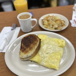 La Ports Pine Restaurant - Western omelette with Swiss cheese, 1/4 order home fries, OJ and coffee