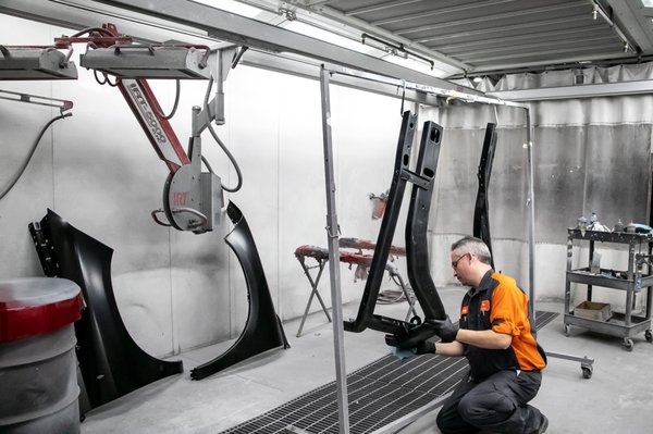 HOY FAMILY AUTO BODY SHOP - Updated June 2025 - 40 Photos & 13 Reviews