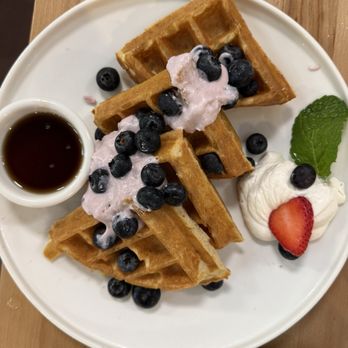 Chicago Waffles - Breakfast & Brunch Near Me - Chicago, Illinois Chicago Waffles - Breakfast & Brunch Near Me - Chicago, Illinois