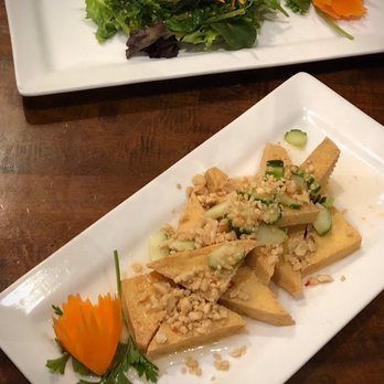 Peppermint Thai Cuisine - Bad pic of good food; Seaweed Salad + Crispy Tofu Triangles - Thai Near Me - Pepper Pike, Ohio