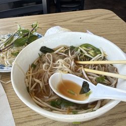 Pho Fusion - Rare steak pho