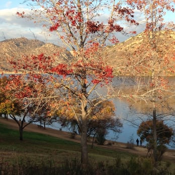 Lake Poway Park - December 2013 - SD *does* have seasons :) www.fayesfork.com - Parks Near Me - Poway, California Lake Poway Park - December 2013 - SD *does* have seasons :) www.fayesfork.com - Parks Near Me - Poway, California
