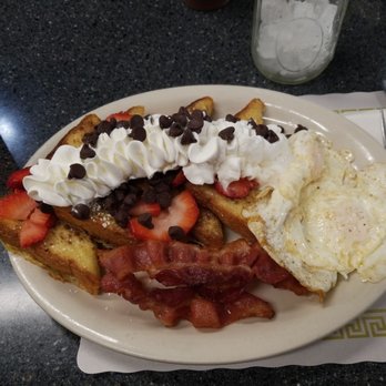 Jillaney's Luncheonette - Chocolate Berry French toast with eggs and bacon - Breakfast & Brunch Near Me - Keansburg, New Jersey