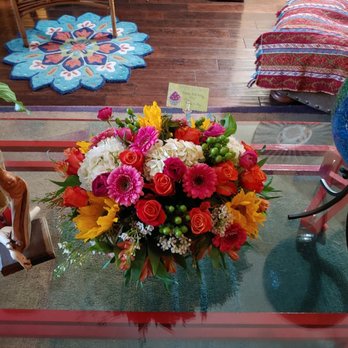 Bravo's Blooms - Floral Designers Near Me