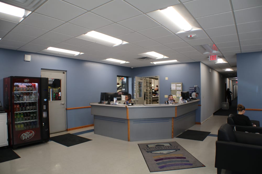 HARTLAND SERVICE Updated August 2024 19 Photos 400 E Industrial