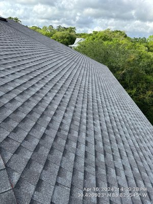B & M Roofing