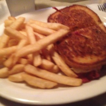 Tune Inn - Rubin sandwich was amazing! - Dive Bars Near Me - Washington, DC, District of Columbia